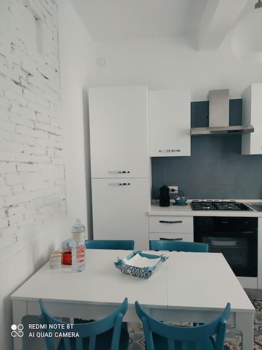 Le Finestre Sul Borgo 1 Apartment Parma Ngoại thất bức ảnh
